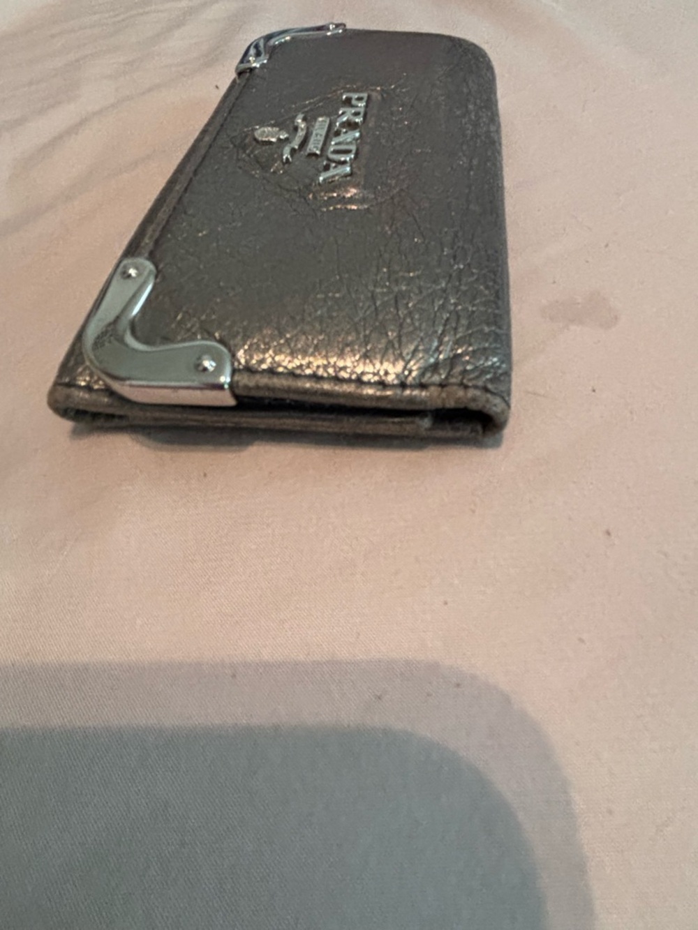 Authentic Prada Metallic Anthracite Leather Key Case – Rare Cahier Hardware - Picture 10 of 11